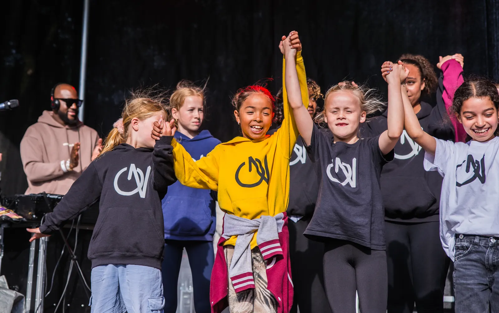 Dansers van OnPoint Dancelab